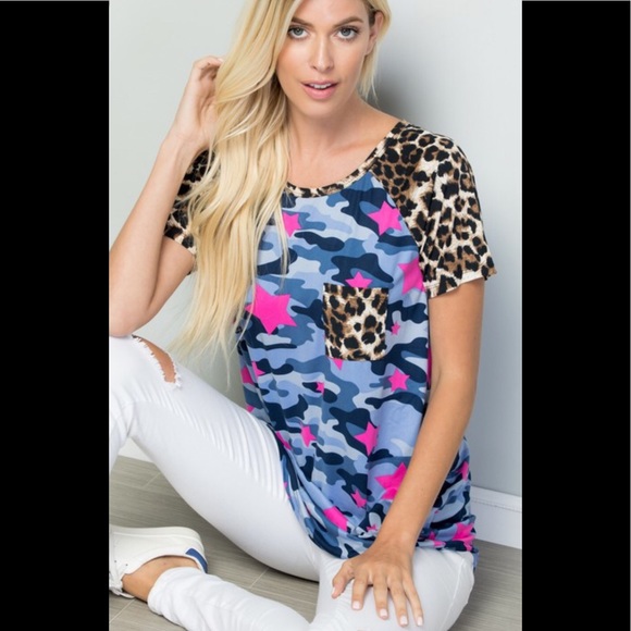 NWT Stars /Camo/Leopard Tee - Picture 2 of 3